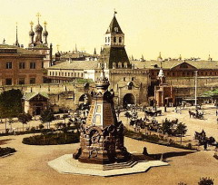 почему в центре москвы возвели чугунную часовню?